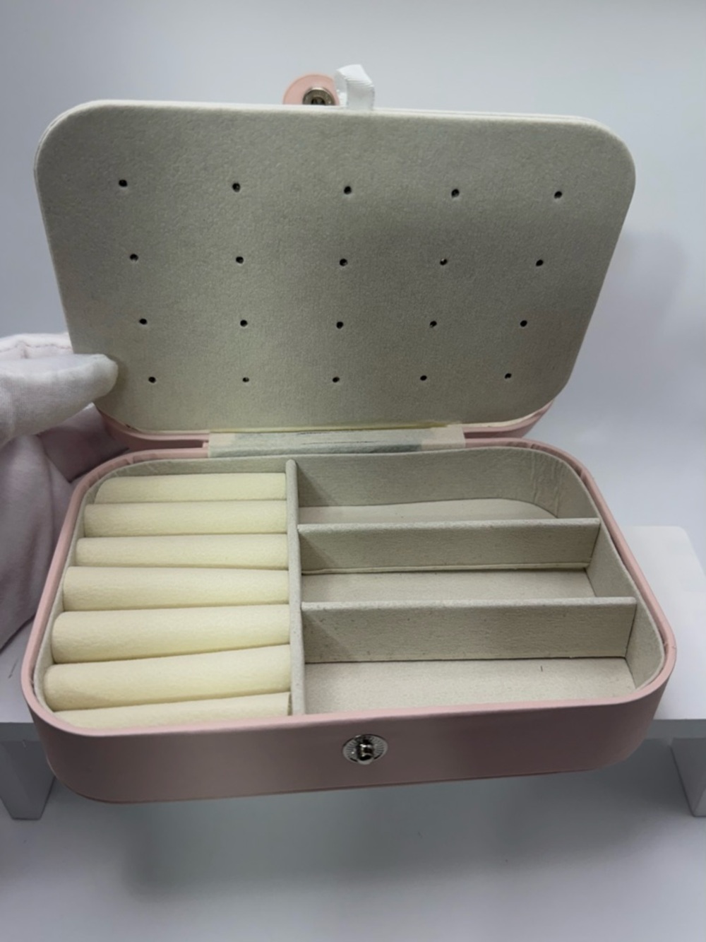 Blush Pink Travel Jewelry Case - Picture 5 of 16